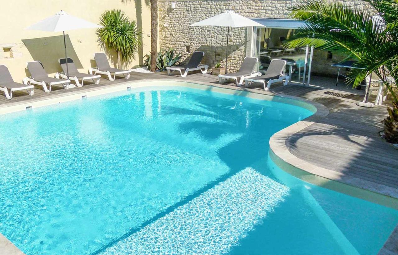 Hotel Le Square Saint-Pierre-d'Oleron Zewnętrze zdjęcie