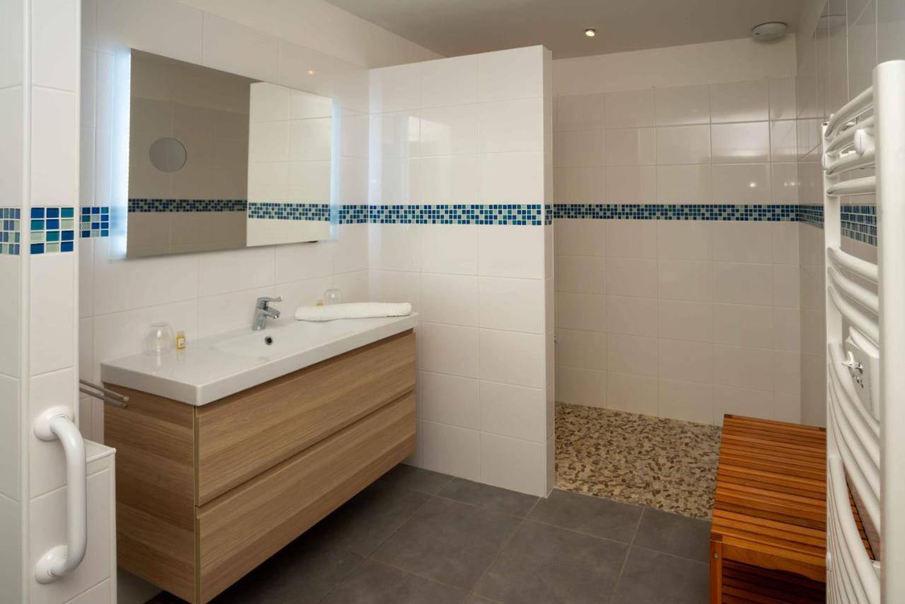 Hotel Le Square Saint-Pierre-d'Oleron Zewnętrze zdjęcie