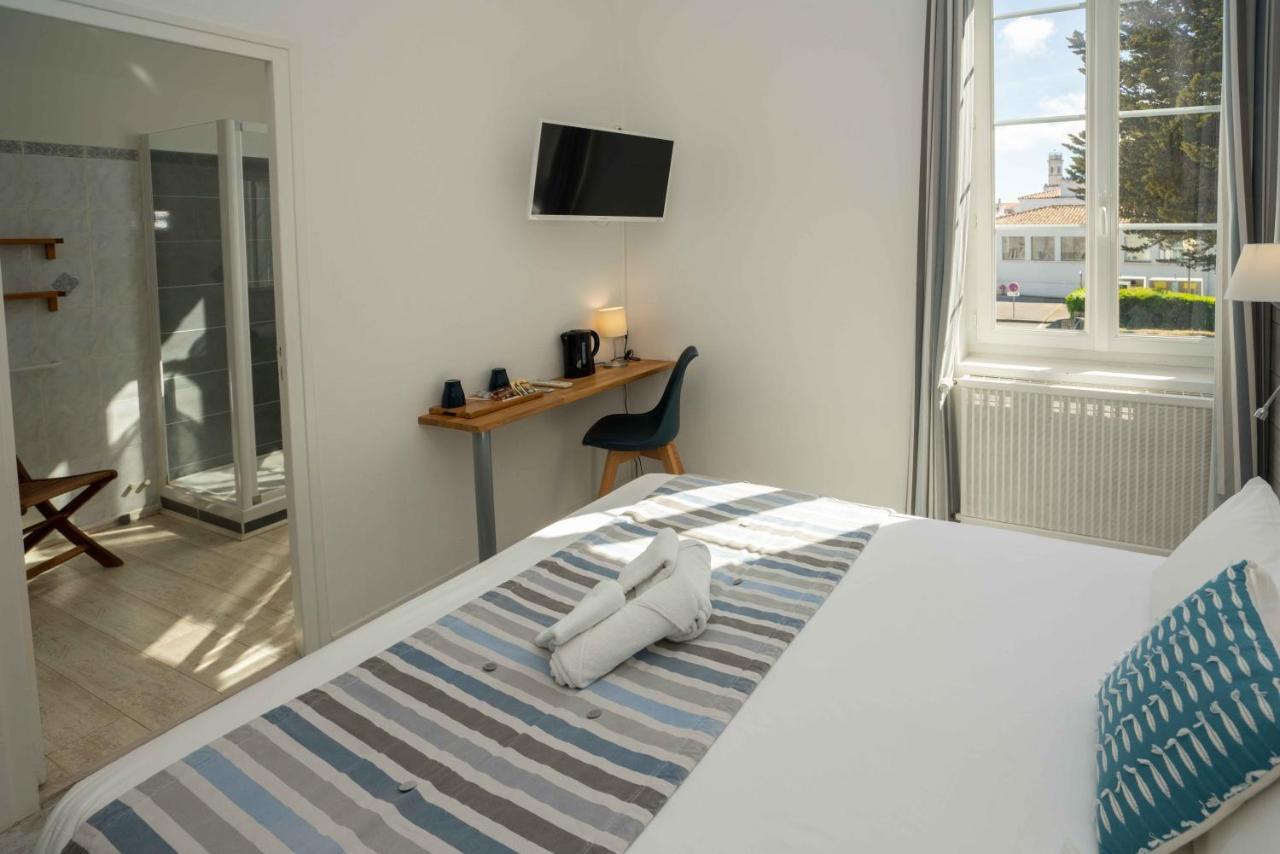 Hotel Le Square Saint-Pierre-d'Oleron Zewnętrze zdjęcie