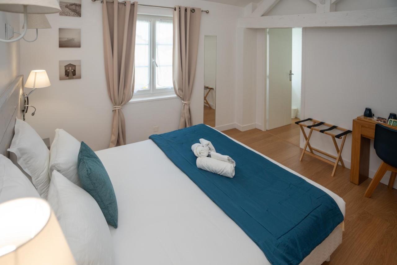 Hotel Le Square Saint-Pierre-d'Oleron Zewnętrze zdjęcie