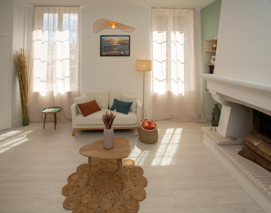 Hotel Le Square Saint-Pierre-d'Oleron Zewnętrze zdjęcie