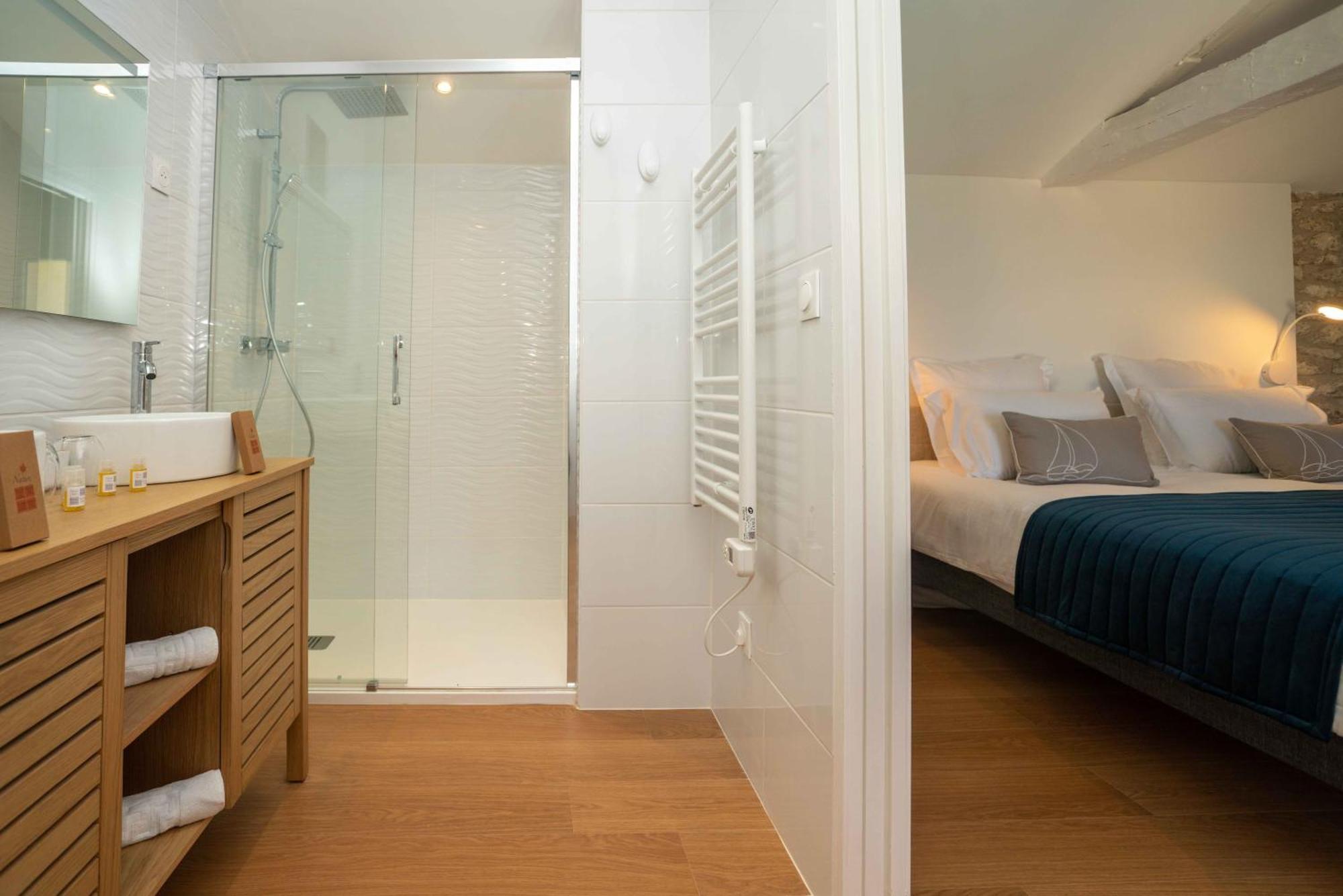 Hotel Le Square Saint-Pierre-d'Oleron Zewnętrze zdjęcie